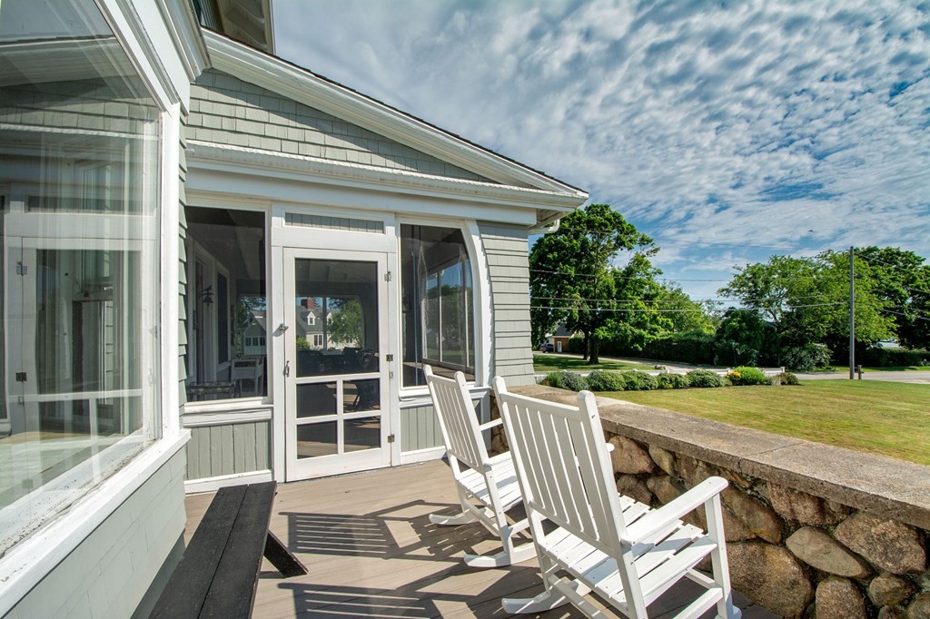 106 Mann Hill Road Scituate, MA 02066 - Photo 8 of 41