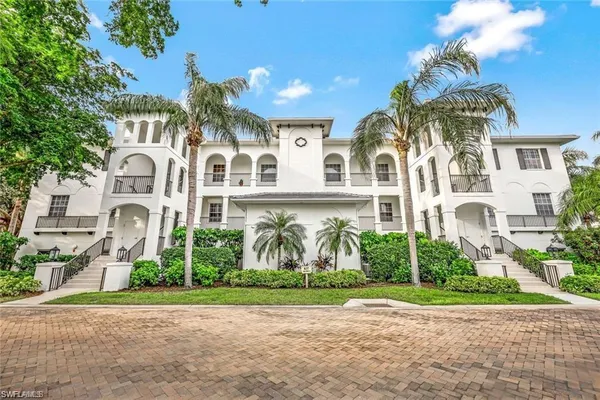 $14,000 | 837 Sailaway Lane, Unit 204, Naples, FL 34108
