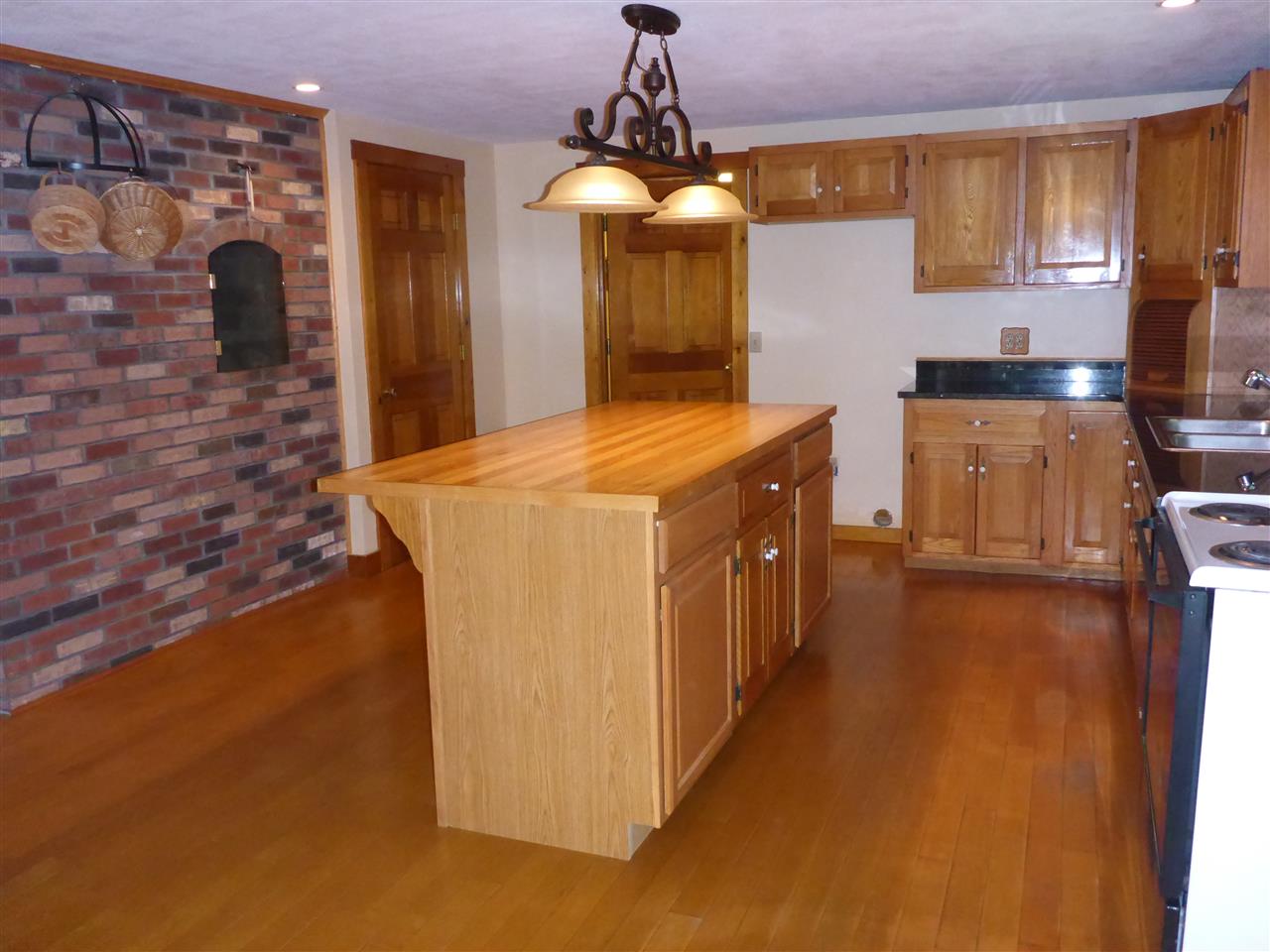 225 Branch Road Roxbury, NH 03431 - Photo 8 of 38