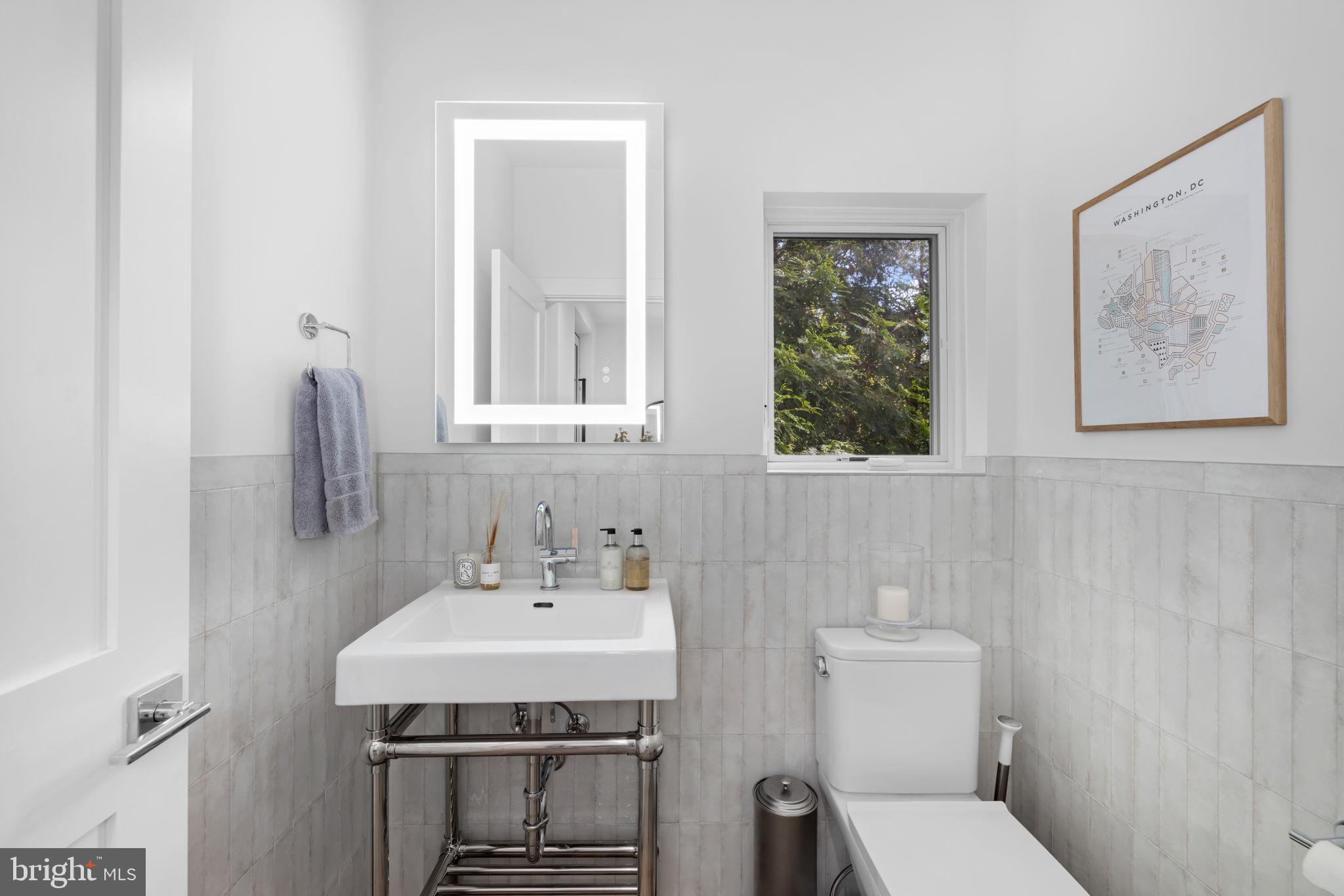 4892 MacArthur Boulevard Northwest Washington, DC 20007 - Photo 26 of 64 Powder room