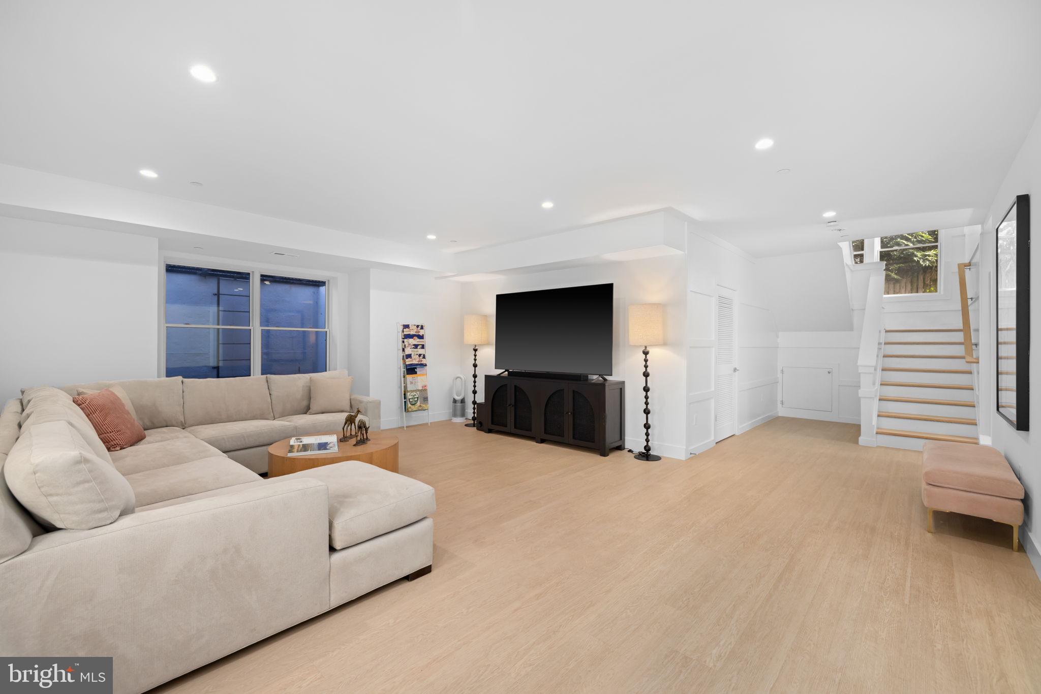 4892 MacArthur Boulevard Northwest Washington, DC 20007 - Photo 53 of 64 Family room