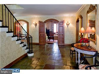 423 Fishers Road Bryn Mawr, PA 19010 - Photo 2 of 12 Gallery Image 2