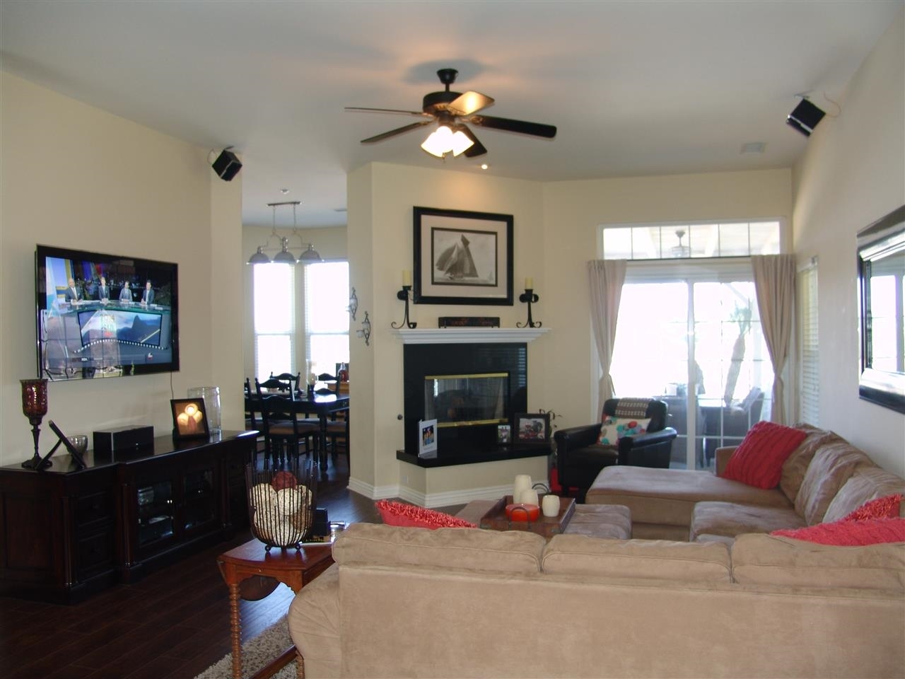 3209 Cristobal Way Spring Valley, CA 91977 - Photo 3 of 25 Gallery Image 3