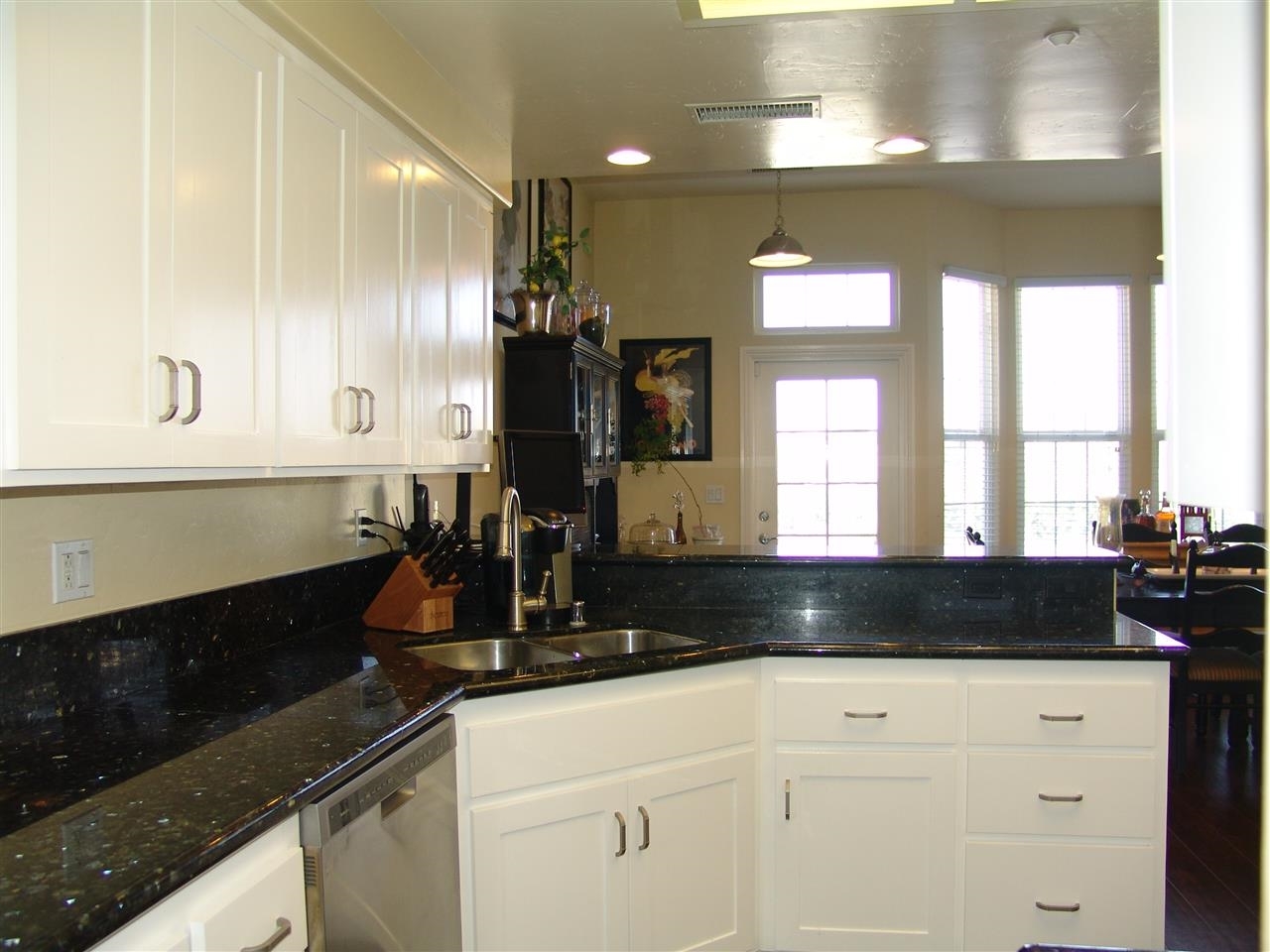 3209 Cristobal Way Spring Valley, CA 91977 - Photo 8 of 25 Gallery Image 8