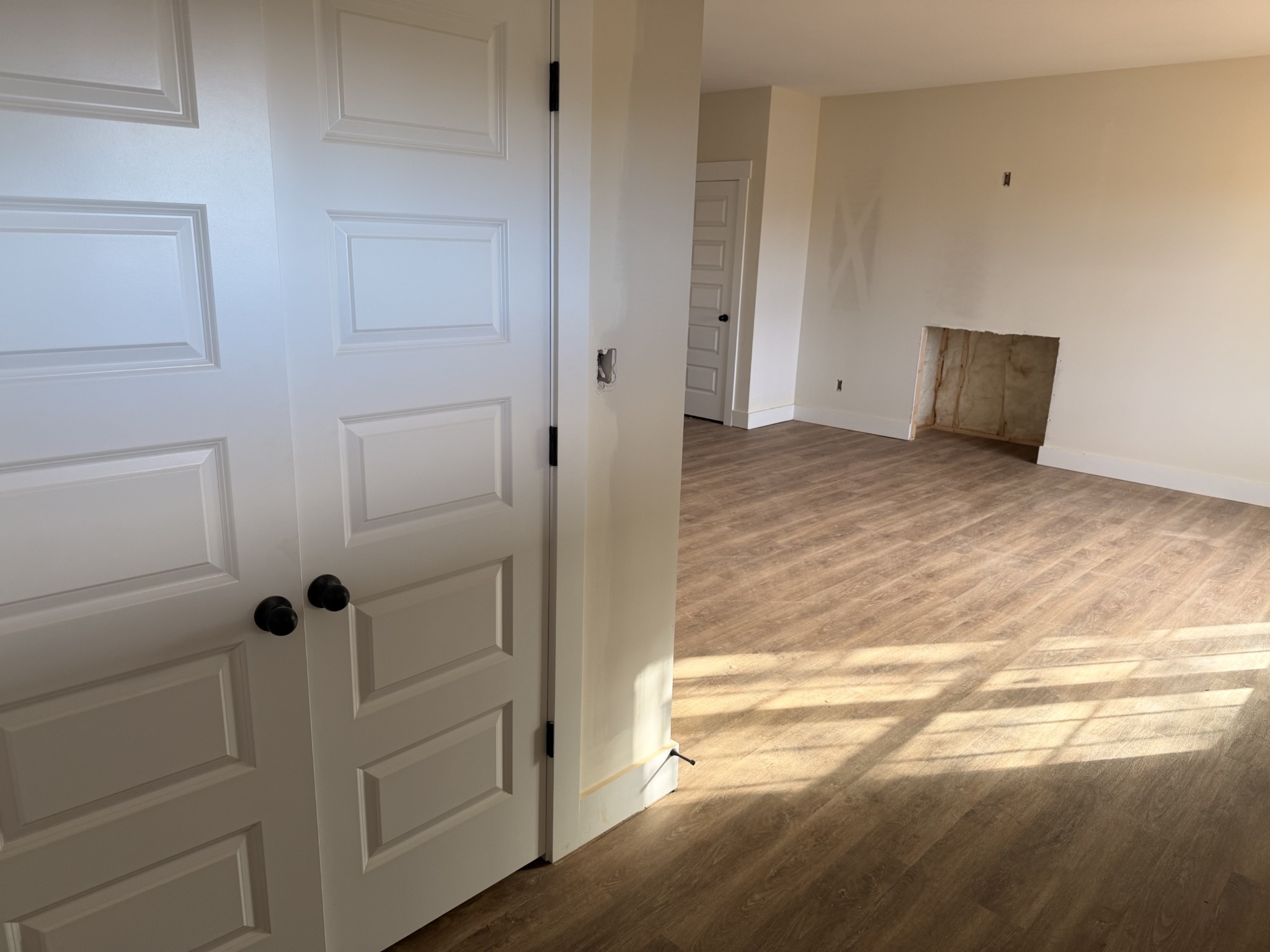 2 Caledonia Road Cadiz, KY 42211 - Photo 3 of 18 a view of an empty room