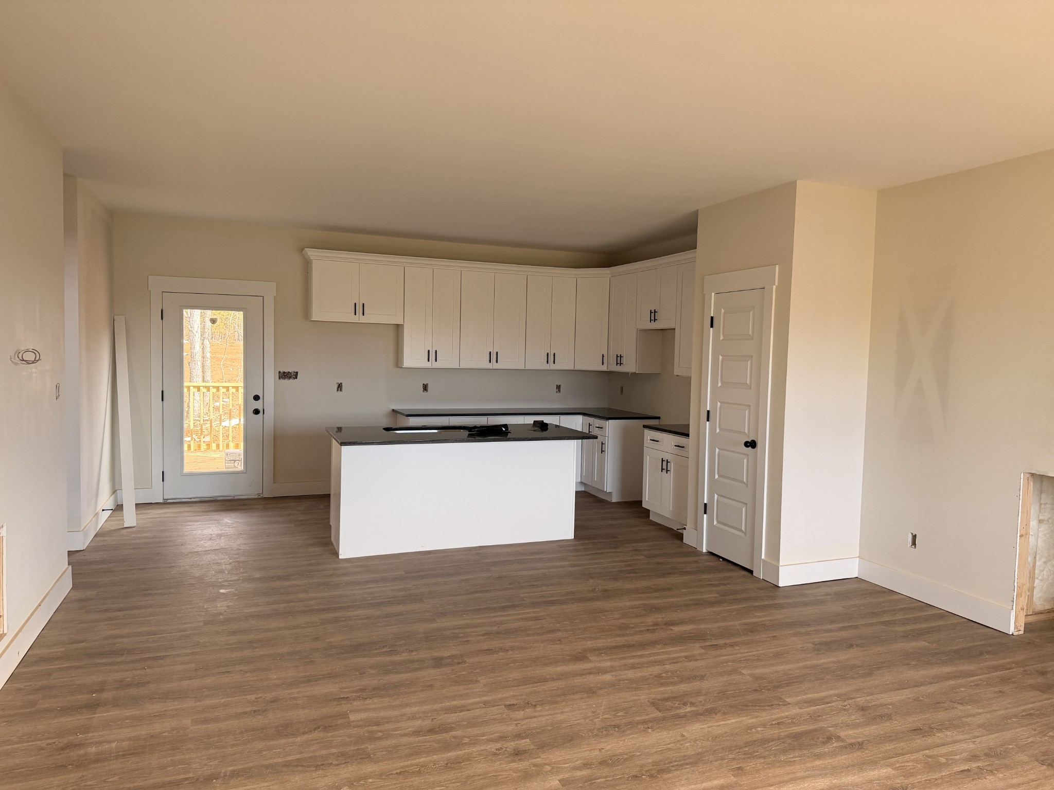 2 Caledonia Road Cadiz, KY 42211 - Photo 4 of 18 a view of kitchen with wooden floor and electronic appliances