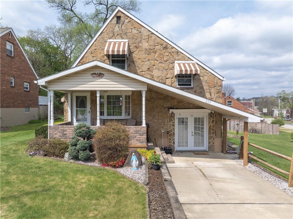 203 George Street Jeannette, PA 15644 - Photo 3 of 30