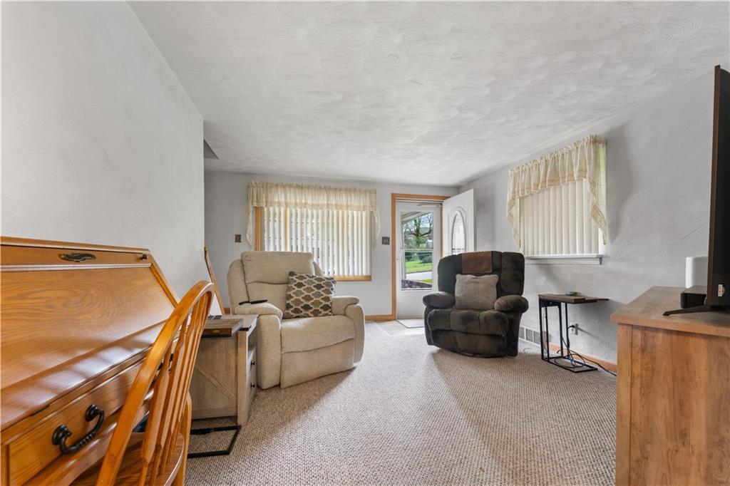 203 George Street Jeannette, PA 15644 - Photo 7 of 30