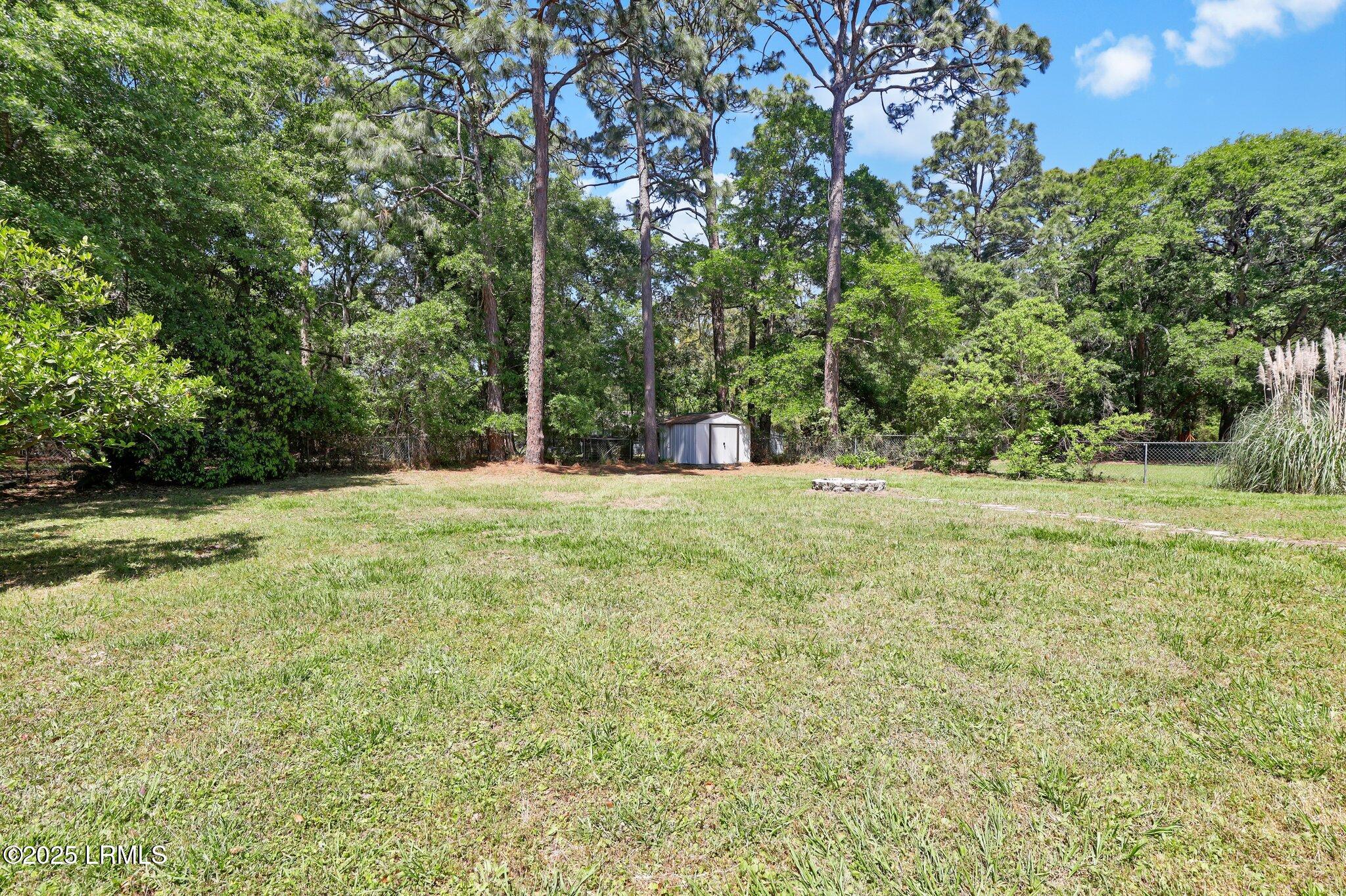 3 Robin Way Beaufort, SC 29907 - Photo 38 of 39 54-web-or-mls-1X2A0188