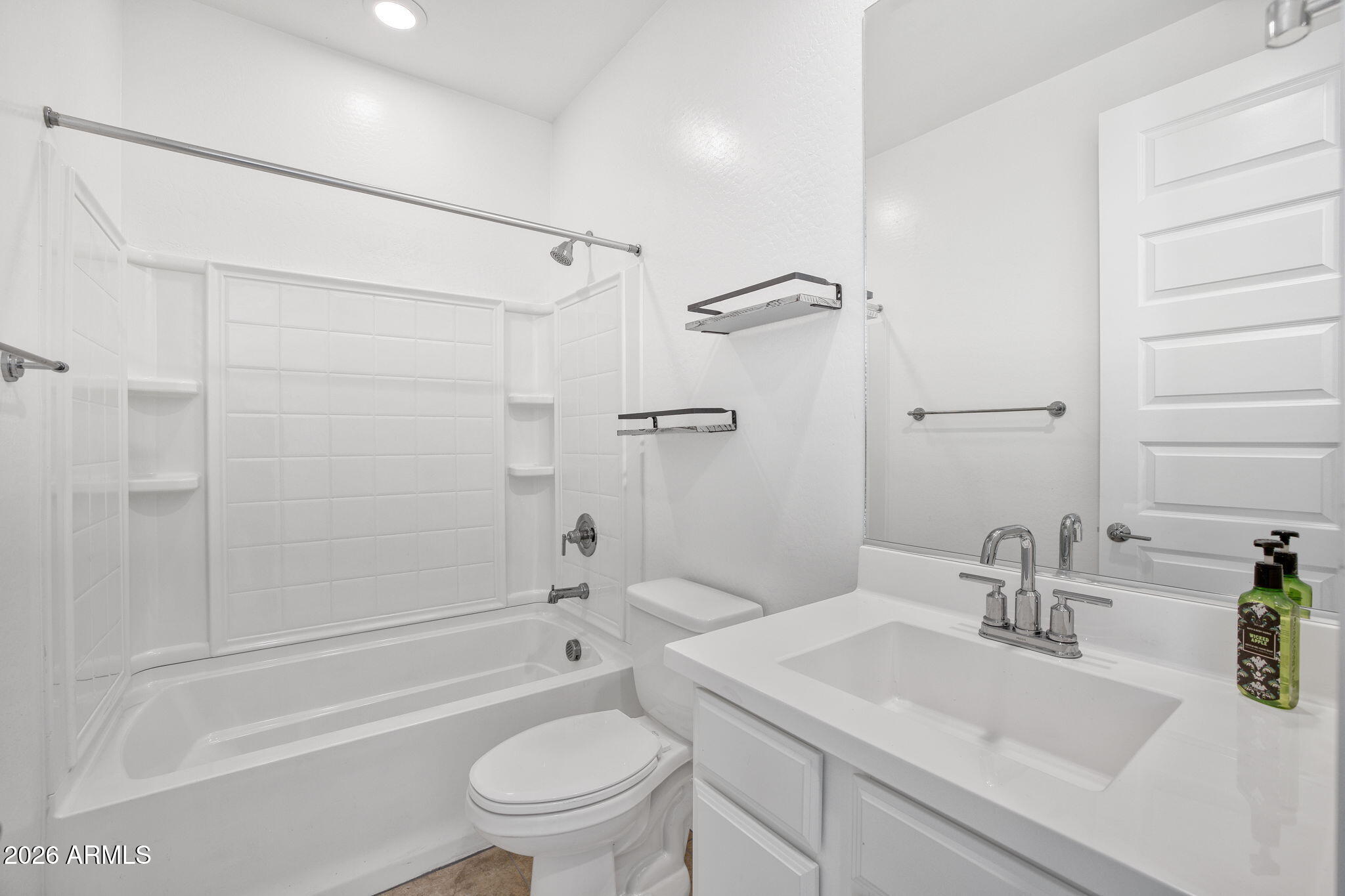 1313 East Glass Lane Phoenix, AZ 85042 - Photo 29 of 55 1313 E Glass Ln Phoenix - 235