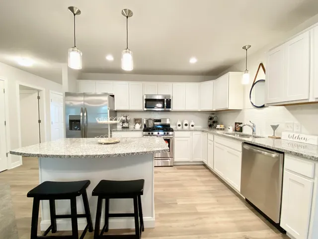 $284,900 | 4273 Highpoint Drive, Unit 112, Wayland, MI 49348