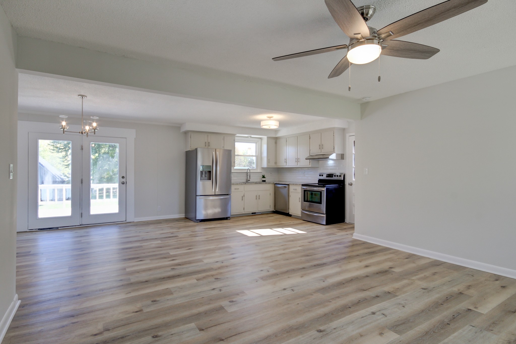 518 Pollard Road Clarksville, TN 37042 - Photo 3 of 47 Gallery Image 3