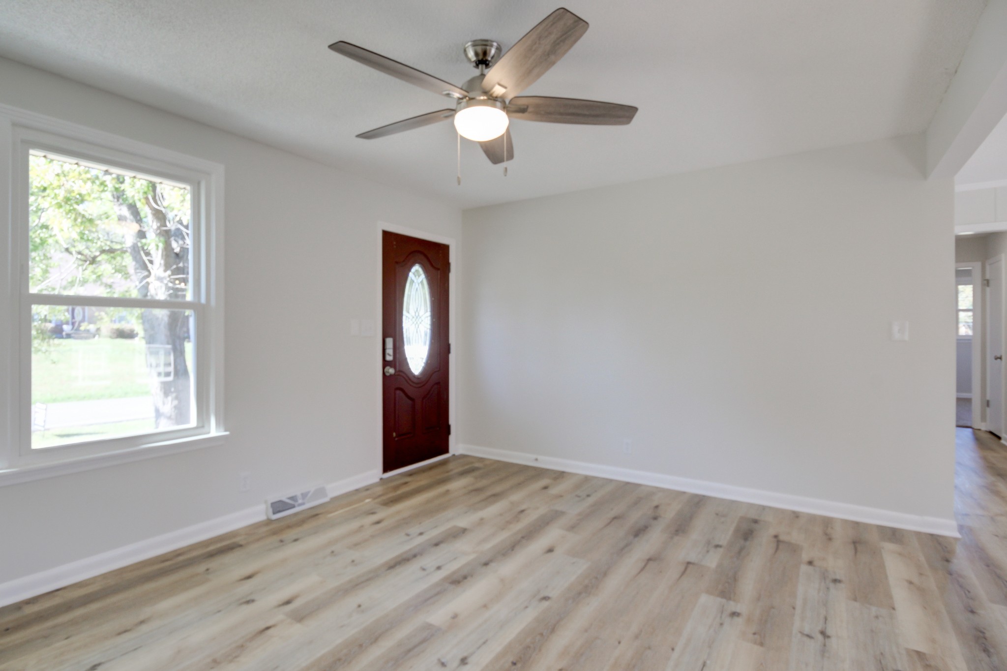 518 Pollard Road Clarksville, TN 37042 - Photo 7 of 47 Gallery Image 7
