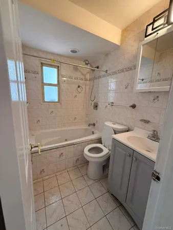 $3,200 | 120-54 194th Street | St. Albans