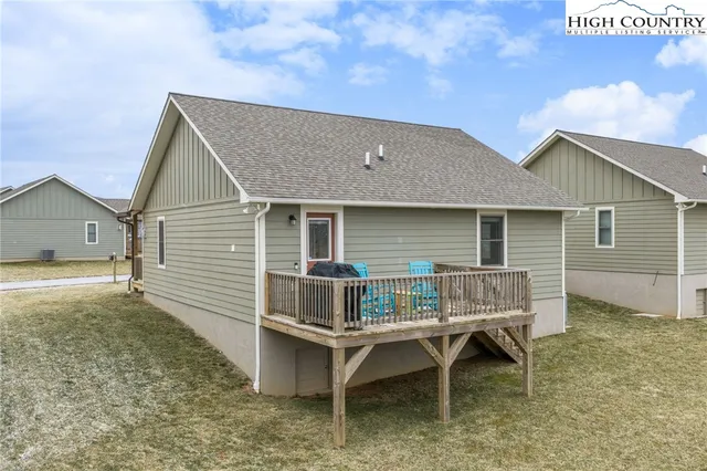 $400,000 | 196 Miller Mdw Lane, Unit 38, Boone, NC 28607