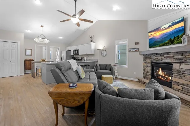 $400,000 | 196 Miller Mdw Lane, Unit 38, Boone, NC 28607