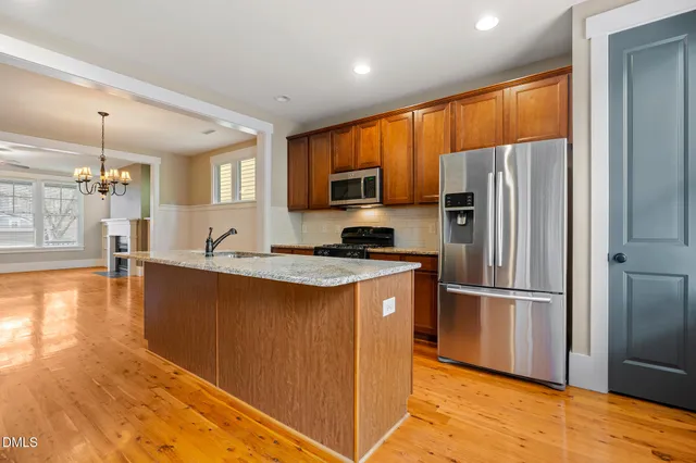 $2,600 | 1229 Great Ridge Parkway, Chapel Hill, NC 27516