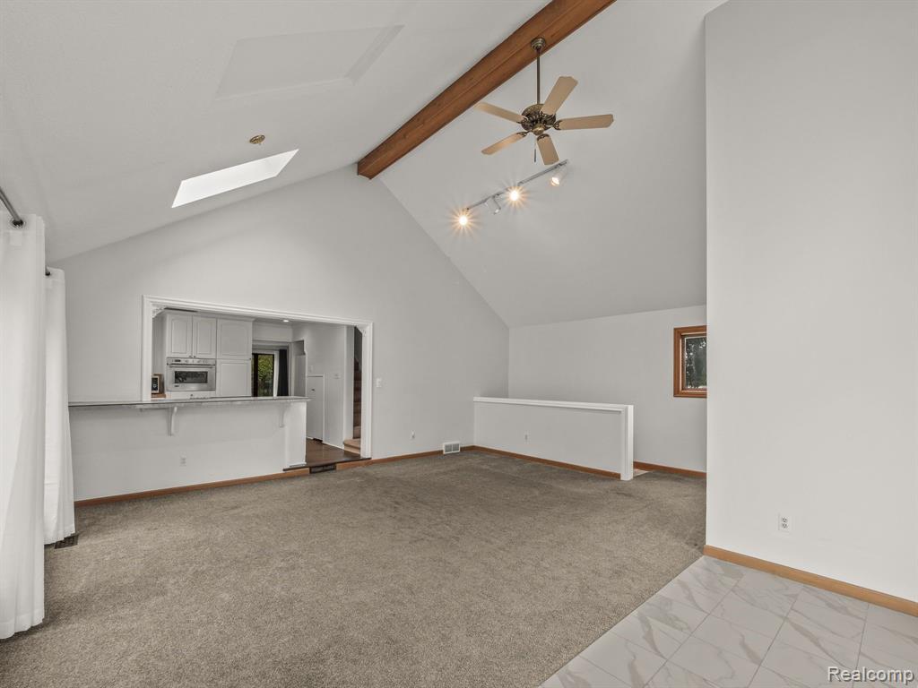 48070 Shelby Road Utica, MI 48317 - Photo 5 of 29
