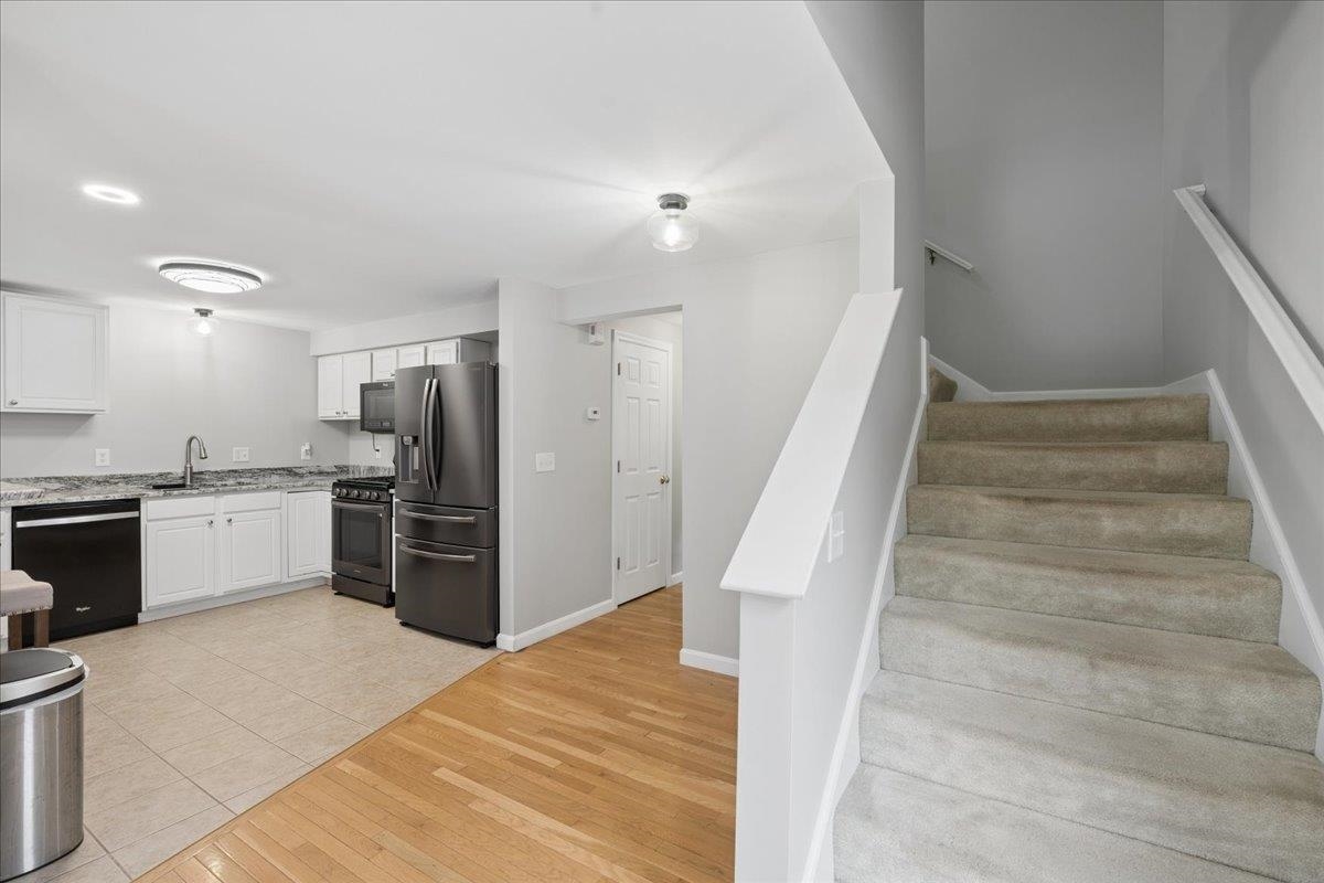 62 Collins Landing Road, Unit 61 Weare, NH 03281 - Photo 14 of 51 Gallery Image 14