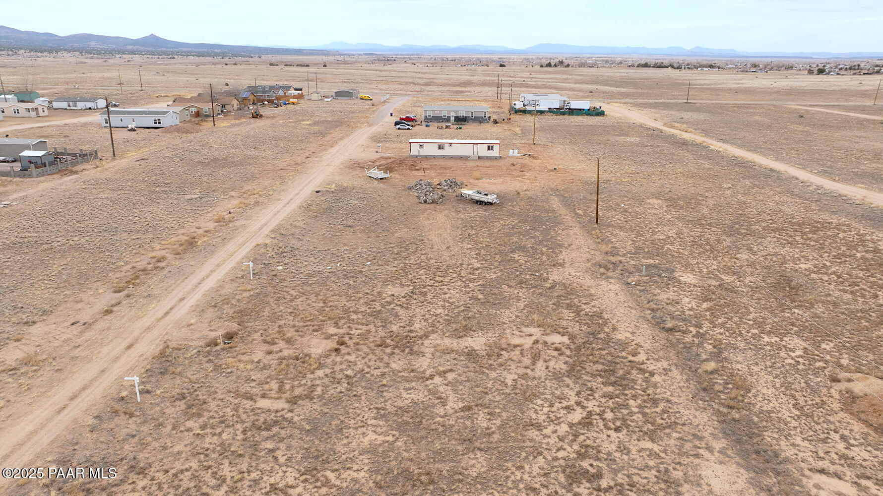 390 Hawaii Road Paulden, AZ 86334 - Photo 4 of 9 073-B & 073-A on Hawaii Rd