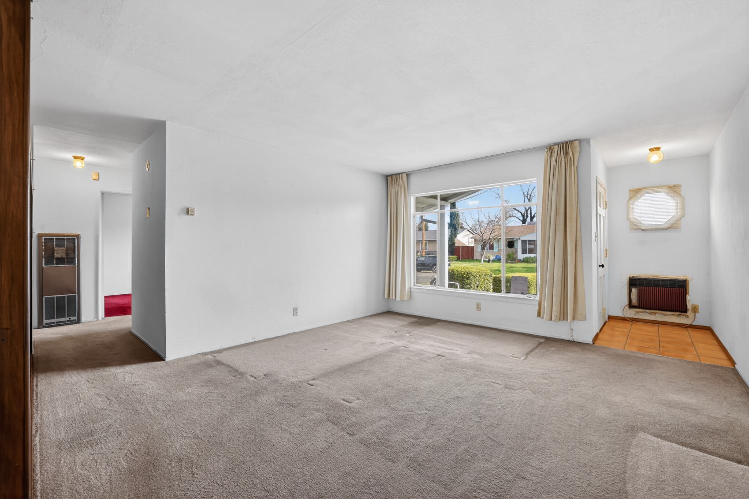 2113 Yorkshire Road Sacramento, CA 95815 - Photo 23 of 38