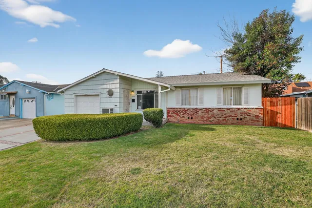$349,000 | 2113 Yorkshire Road, Sacramento, CA 95815