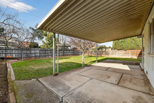 $349,000 | 2113 Yorkshire Road, Sacramento, CA 95815