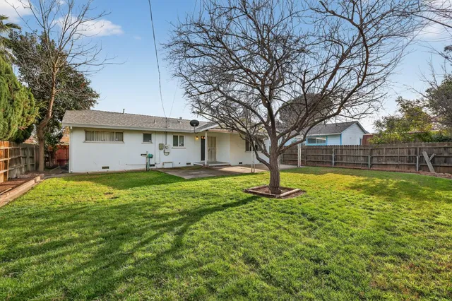 $349,000 | 2113 Yorkshire Road, Sacramento, CA 95815