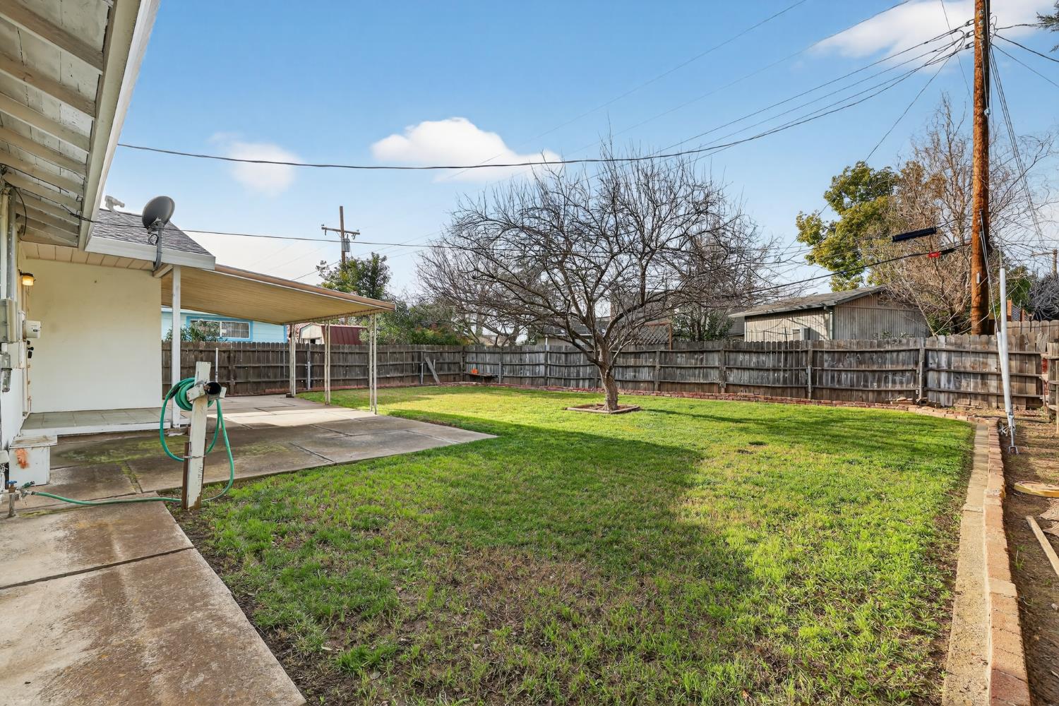 2113 Yorkshire Road Sacramento, CA 95815 - Photo 35 of 38