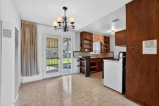 $349,000 | 2113 Yorkshire Road, Sacramento, CA 95815