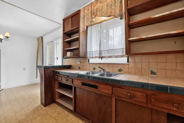 $349,000 | 2113 Yorkshire Road, Sacramento, CA 95815