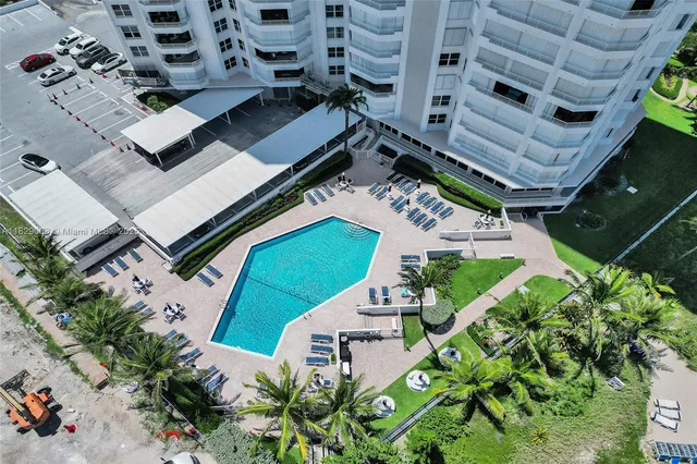 $895,000 | 1340 South Ocean Boulevard, Unit 403, Pompano Beach, FL 33062