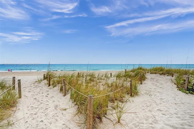 $895,000 | 1340 South Ocean Boulevard, Unit 403, Pompano Beach, FL 33062