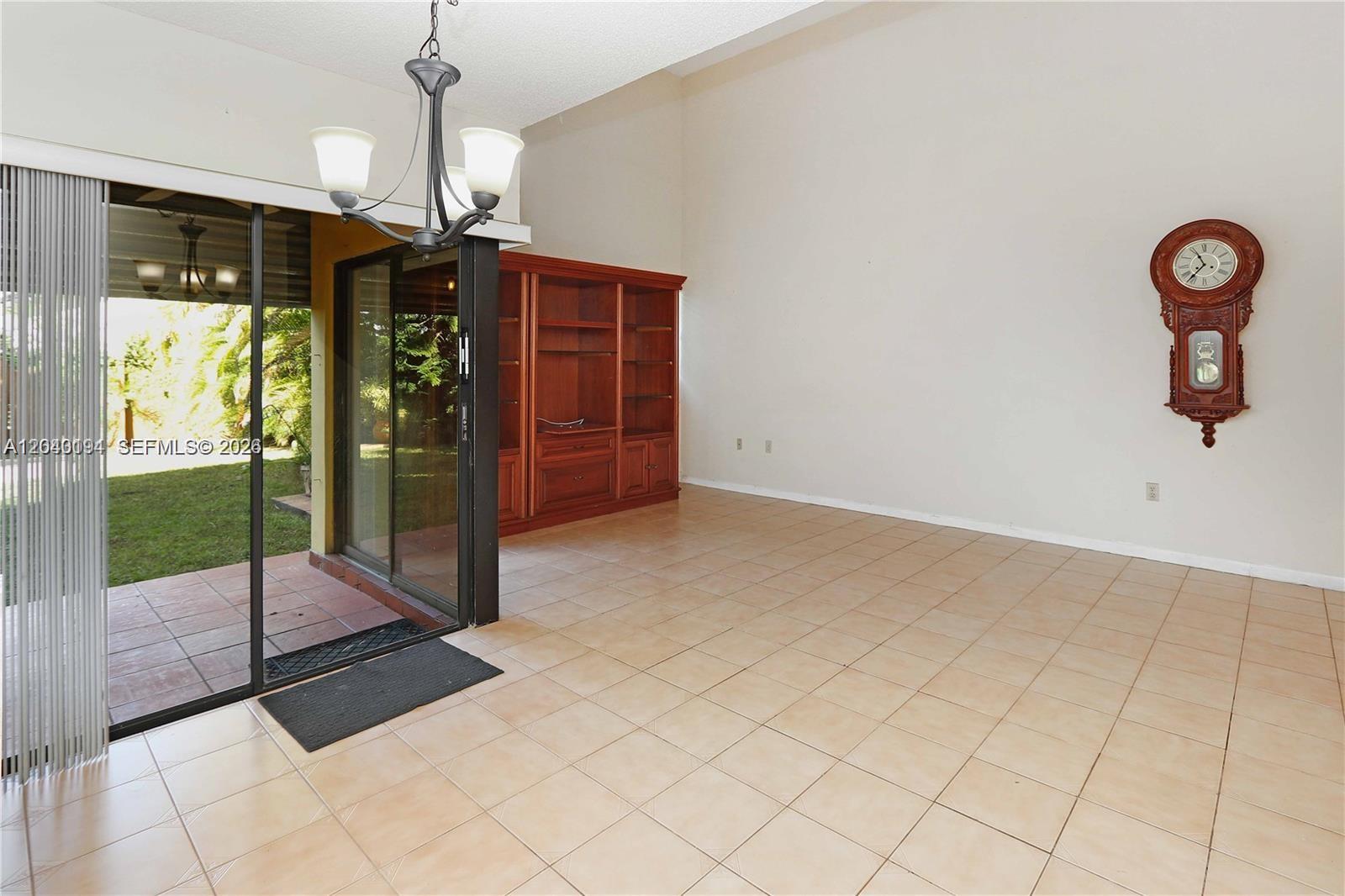 2500 Southwest 113th Court Miami, FL 33165 - Photo 6 of 31