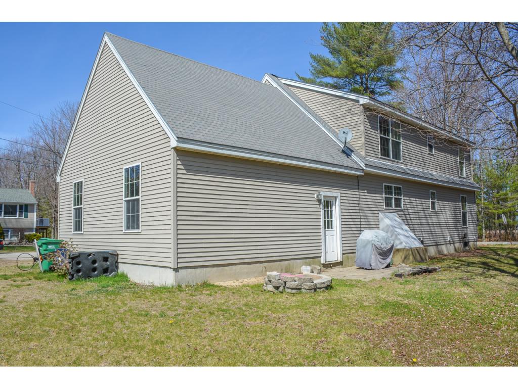2 Deerfield Court Rochester, NH 03868 - Photo 3 of 21