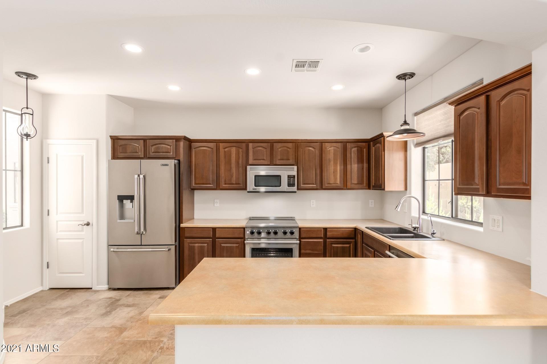 2354 West Sleepy Ranch Road Phoenix, AZ 85085 - Photo 8 of 37 0008-08 - Sleepy Ranch