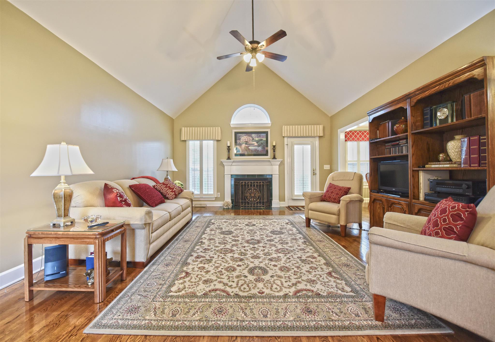 383 Abbie Road Murfreesboro, TN 37128 - Photo 5 of 29 Gallery Image 5