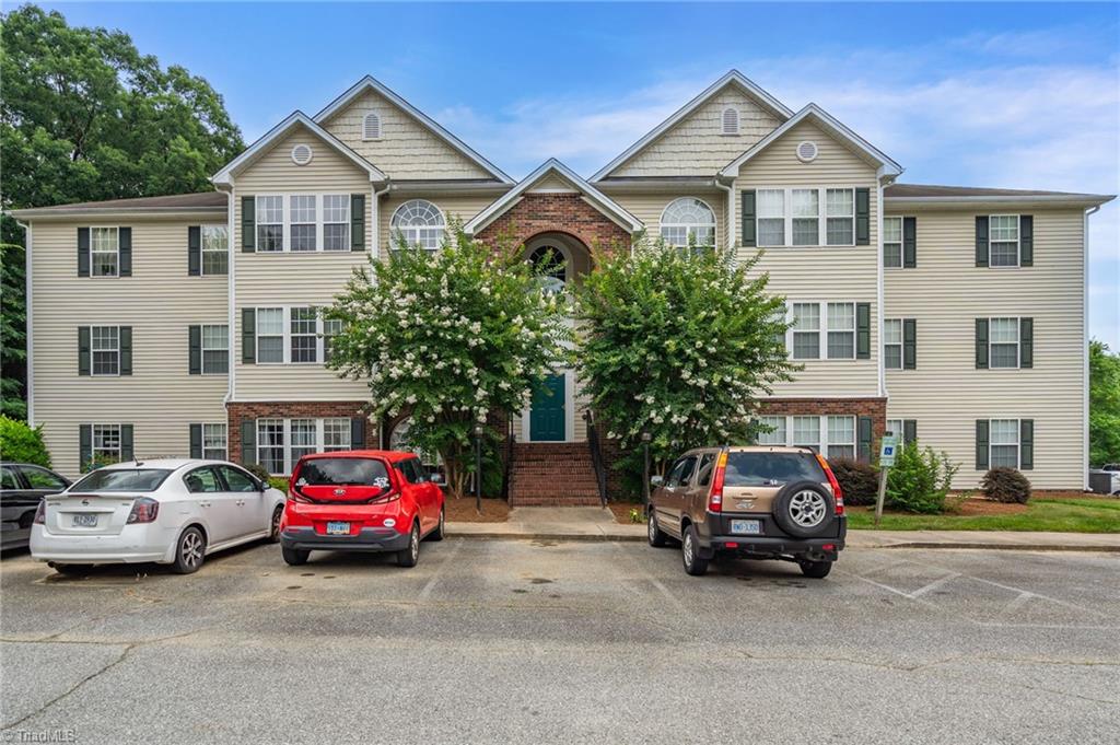 133 James Road, Unit 1A High Point, NC 27265 - Photo 1 of 16 Bldg Front