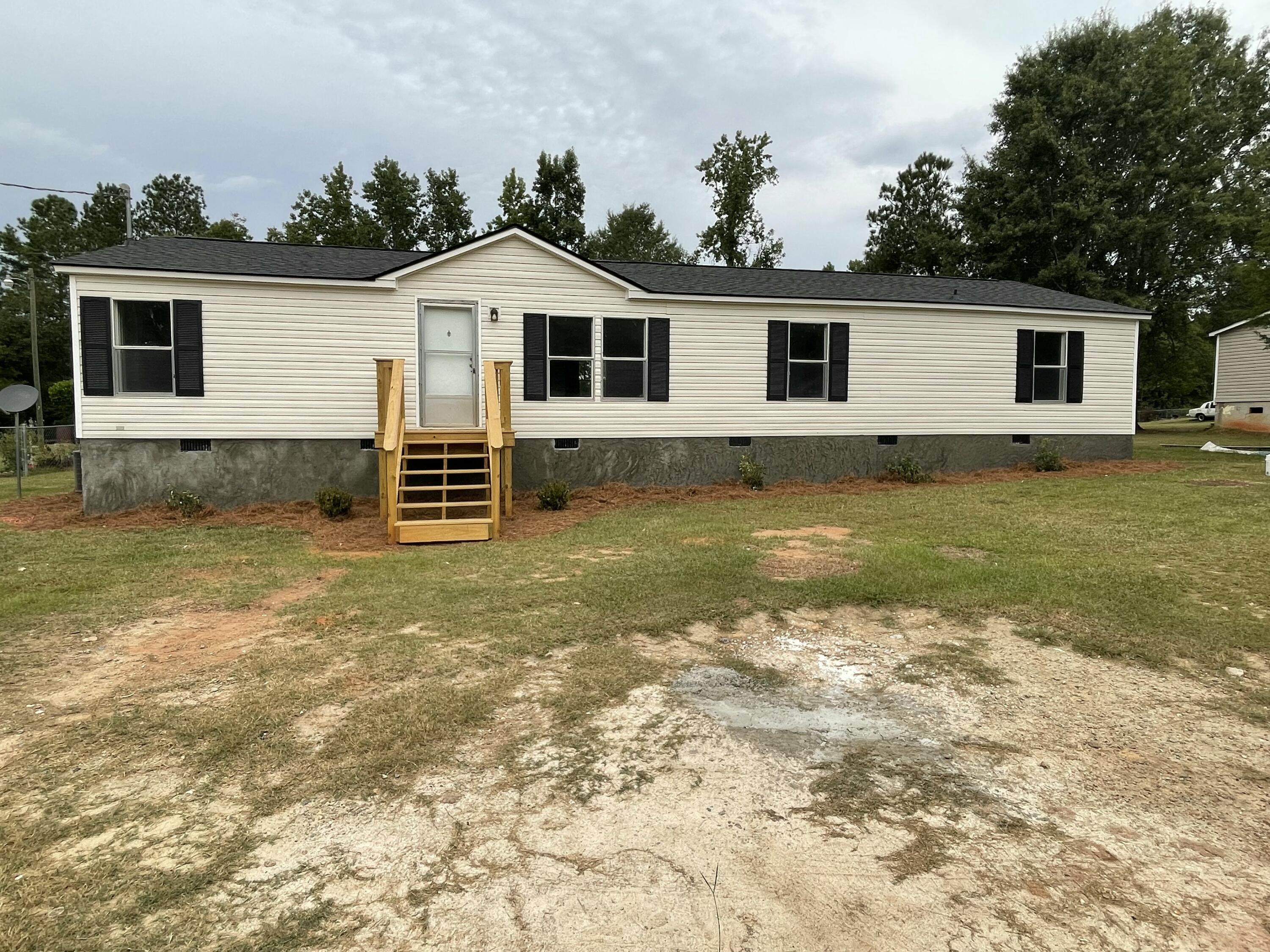 1919 Ridgeview Drive Thomson, GA 30824 - Photo 2 of 19 Front of Home (Sept. 25, 2025)