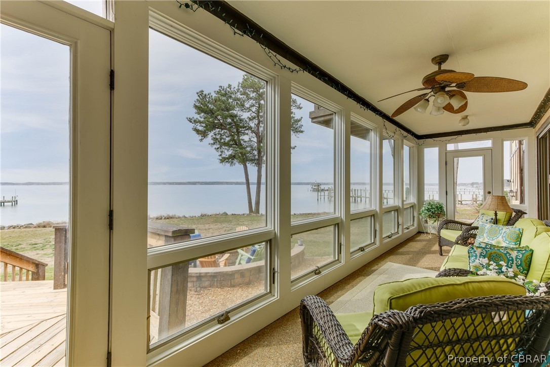 8508 Gaines Point Road Hayes, VA 23072 - Photo 36 of 50 Sun porch
