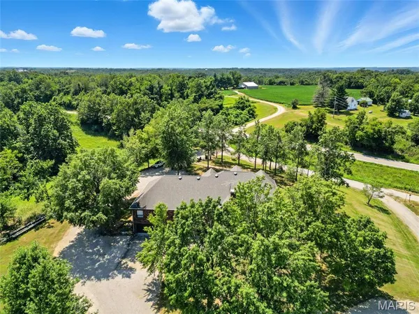 $698,000 | 13 Pcr 351, Perryville, MO 63775