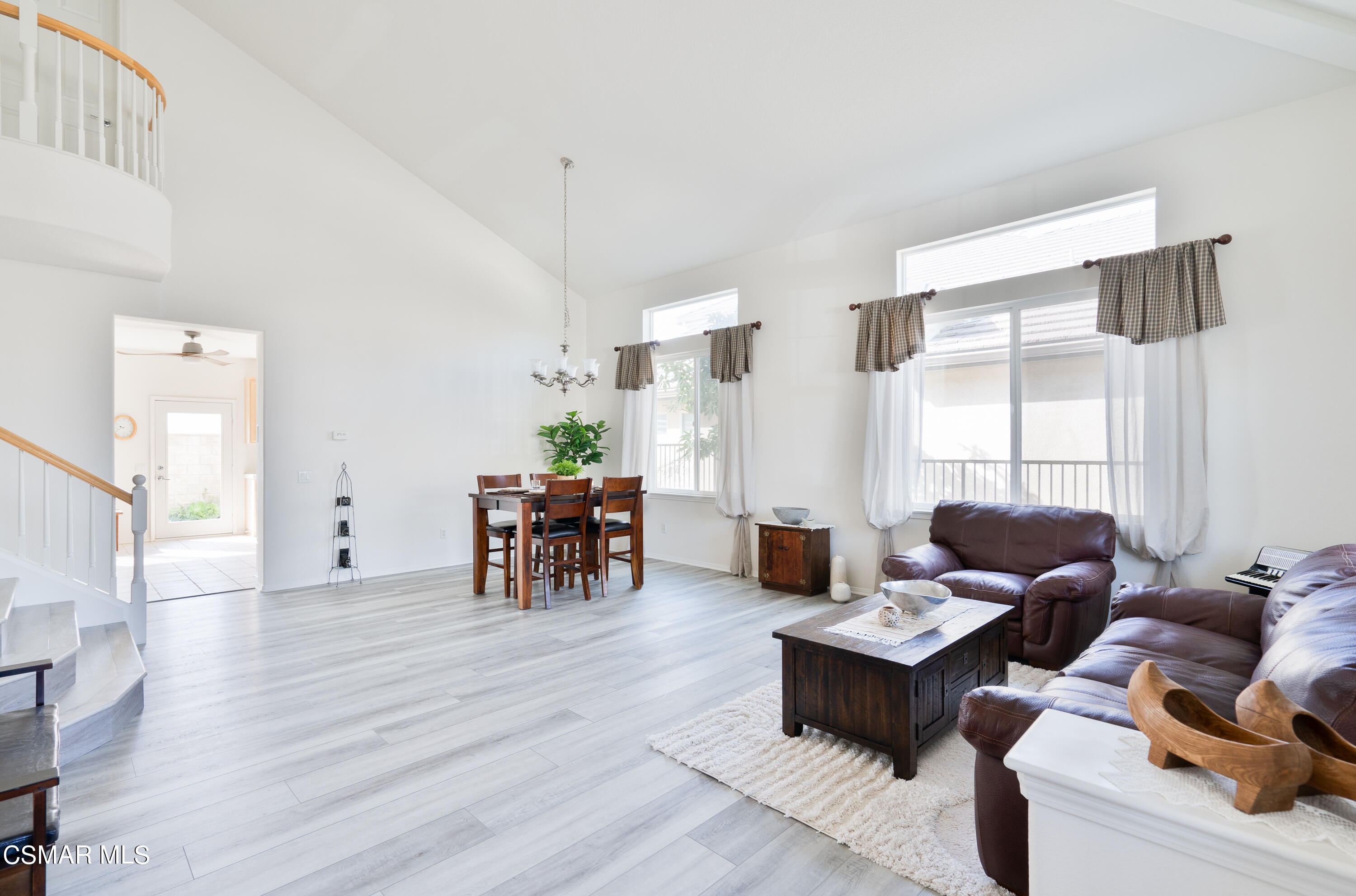 11368 Oakford Ln-4
