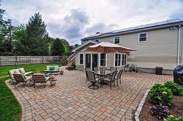6 Tamarack Road Natick, MA 01760 - Photo 3 of 29 Gallery Image 3