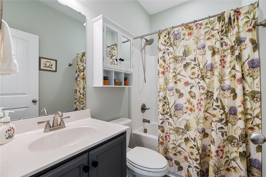 214 Inlet Pointe Drive Anderson, SC 29625 - Photo 33 of 47
