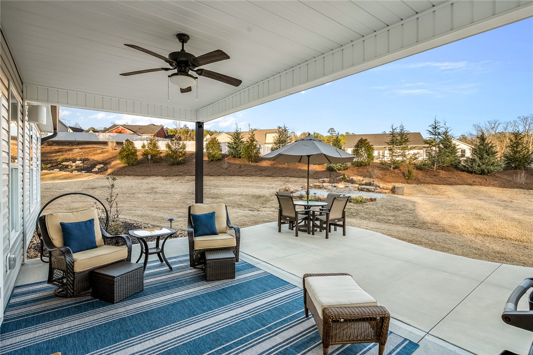 214 Inlet Pointe Drive Anderson, SC 29625 - Photo 4 of 47