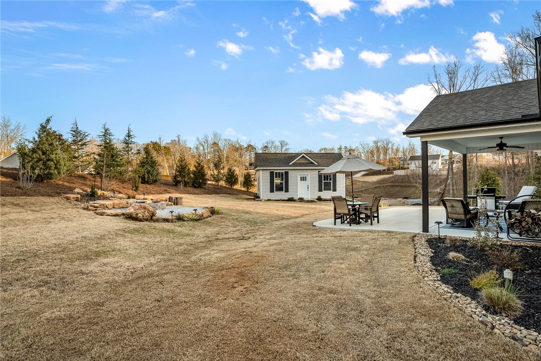 214 Inlet Pointe Drive Anderson, SC 29625 - Photo 5 of 47