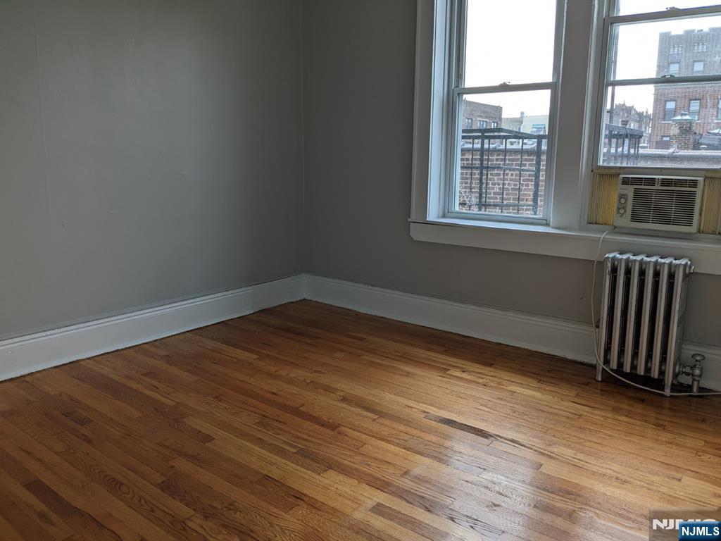 85 Anderson Street, Unit C2 Hackensack, NJ 07601 - Photo 2 of 7