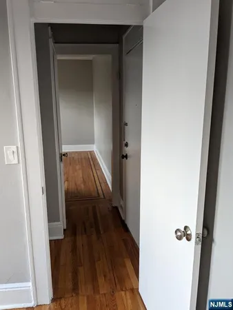 $1,650 | 85 Anderson Street, Unit C2, Hackensack, NJ 07601