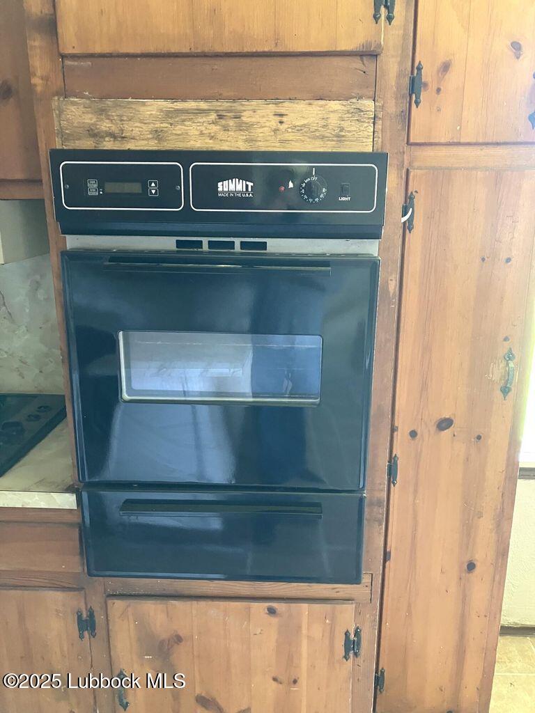 1615 Utica Plainview, TX 79072 - Photo 8 of 26 a view of washer and dryer