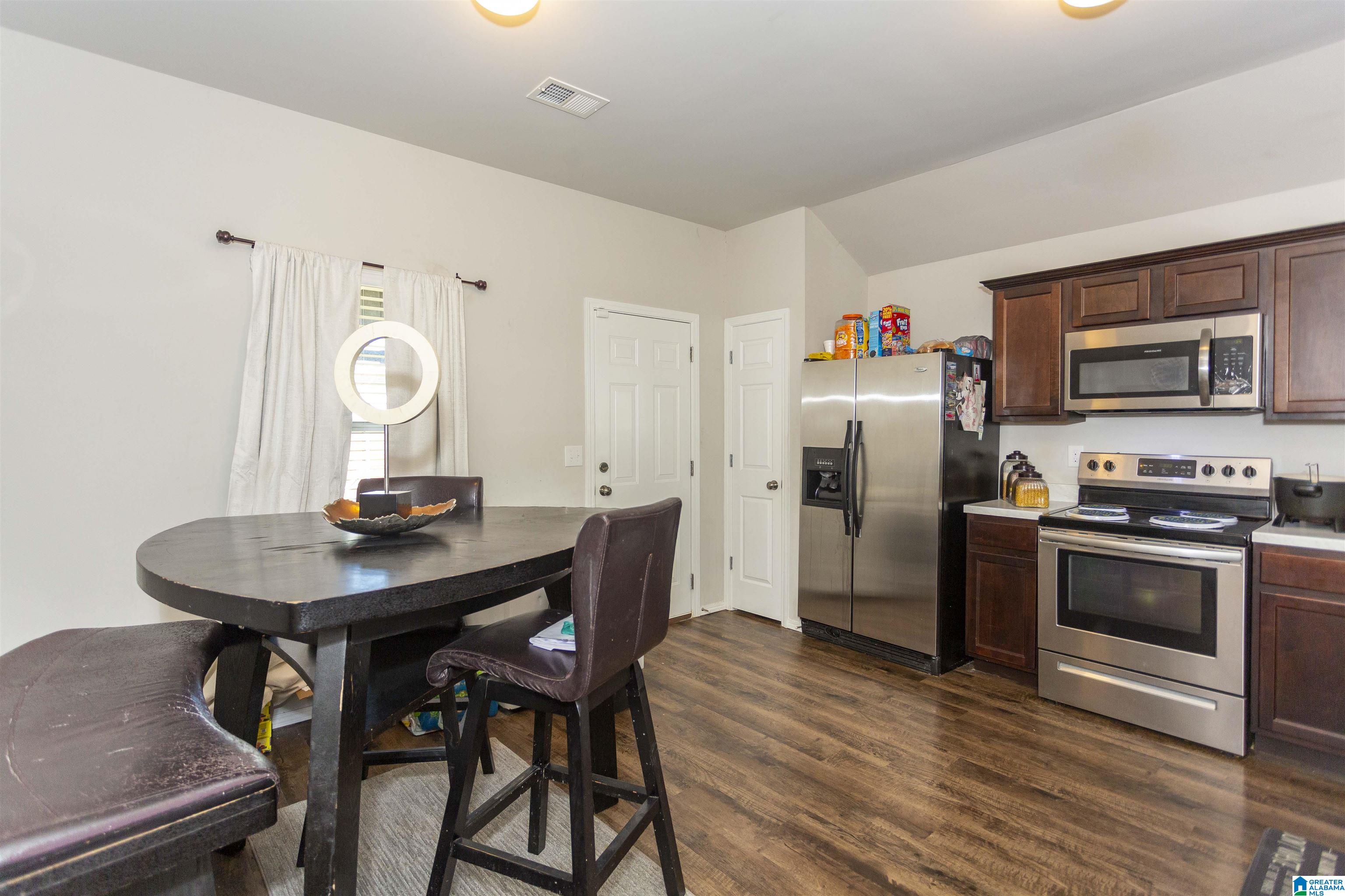224 Hampton Drive Calera, AL 35040 - Photo 18 of 35
